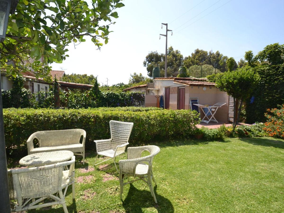 Casa Unifamiliar Con Jard N Privado Villa Agnone Bagni Exterior photo