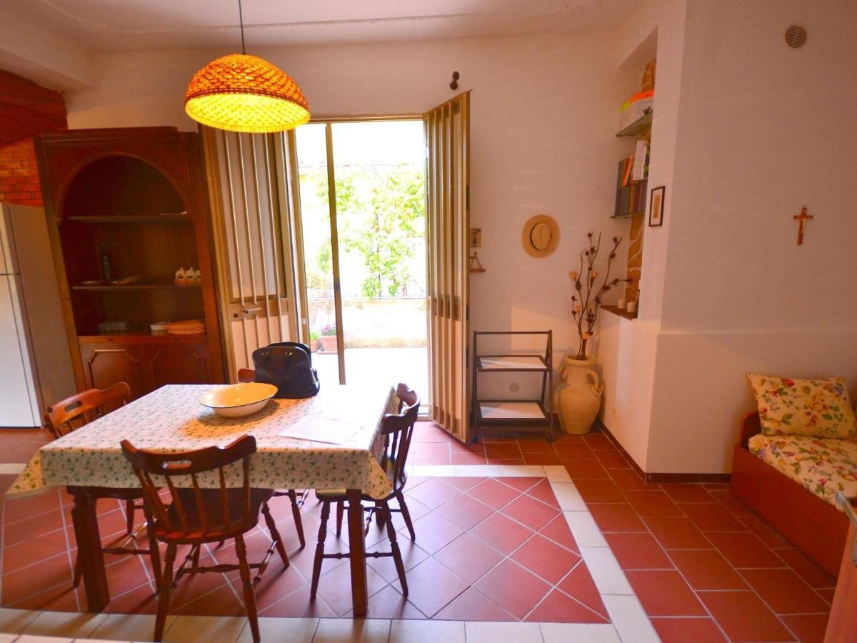 Casa Unifamiliar Con Jard N Privado Villa Agnone Bagni Exterior photo